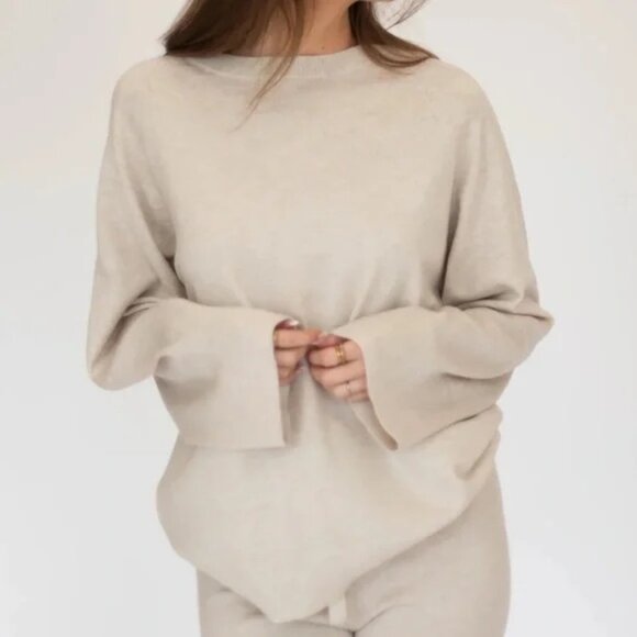 Rumored Tahoe Pullover Jumper Sweater S Womens Relaxed Oversized Fit Teddy Tan - Picture 2 of 10